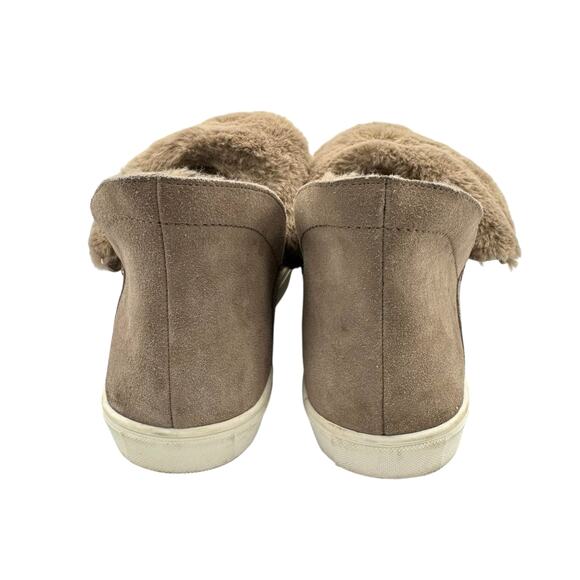 GB Gianni Bini Taupe Gray Suede Soft Faux Fur Fold Down Ankle Boots Sneakers - Picture 9 of 11
